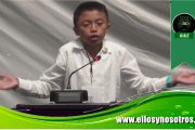 El niño que enfrenta la corrupción de los políticos en el Congreso de Quintana Roo (video viral)