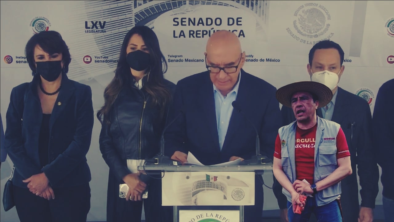 Dante Delgado deja la presidencia de la Comisión Especial para Veracruz; señala a Morena de actuar como el viejo régimen