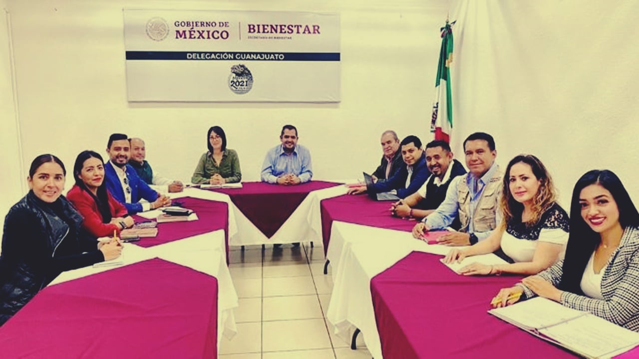 Exhiben acarreo del Delegado del Bienestar en Guanajuato, para elección interna de Morena